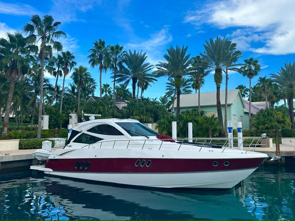 Cruisers Yachts 60ft luxury yacht burgundy hull