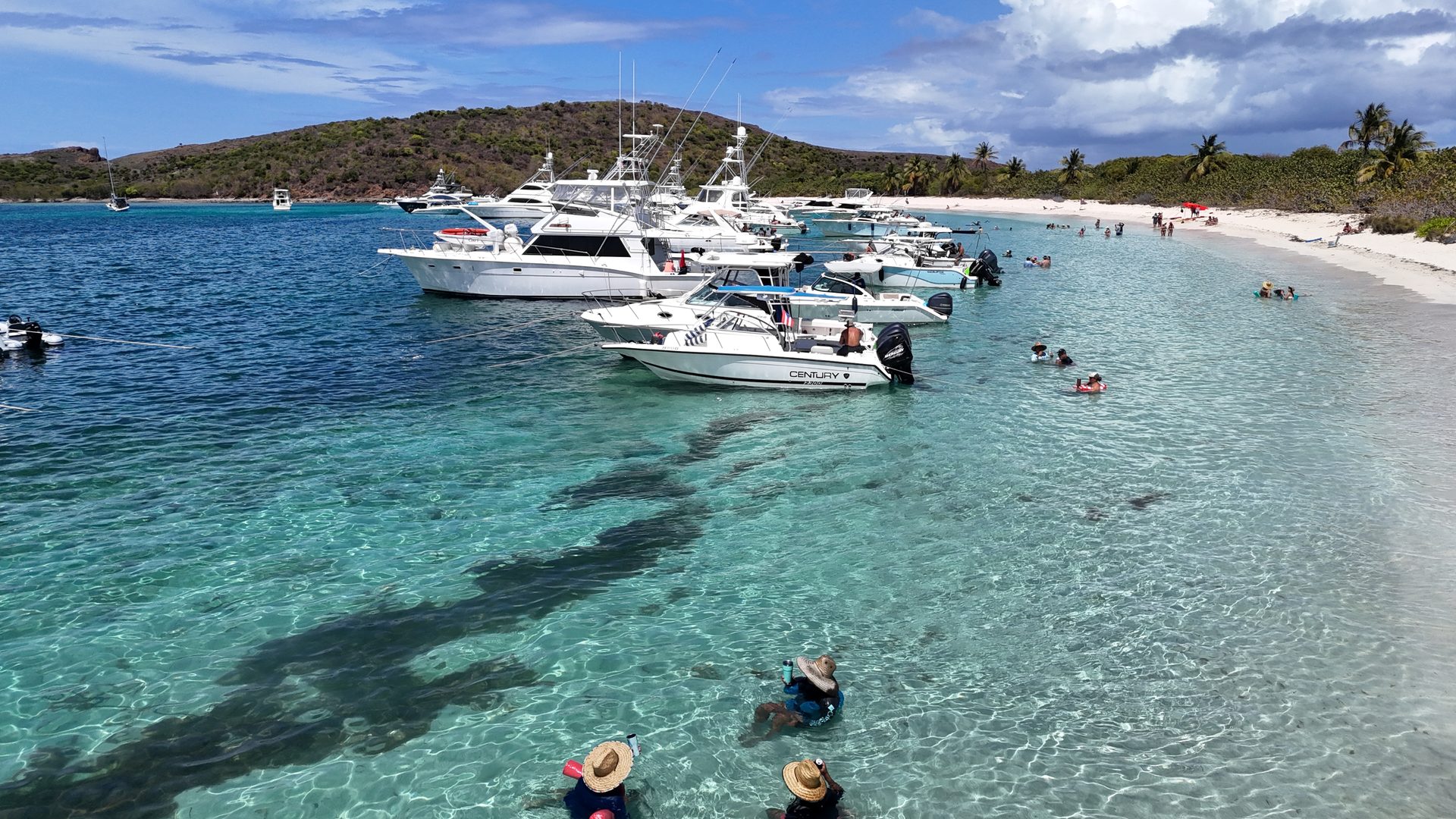 Private boat charter from Fajardo to Culebra
