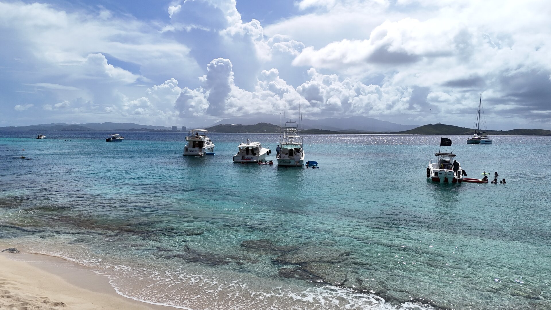 Crystal-clear Caribbean water Icacos