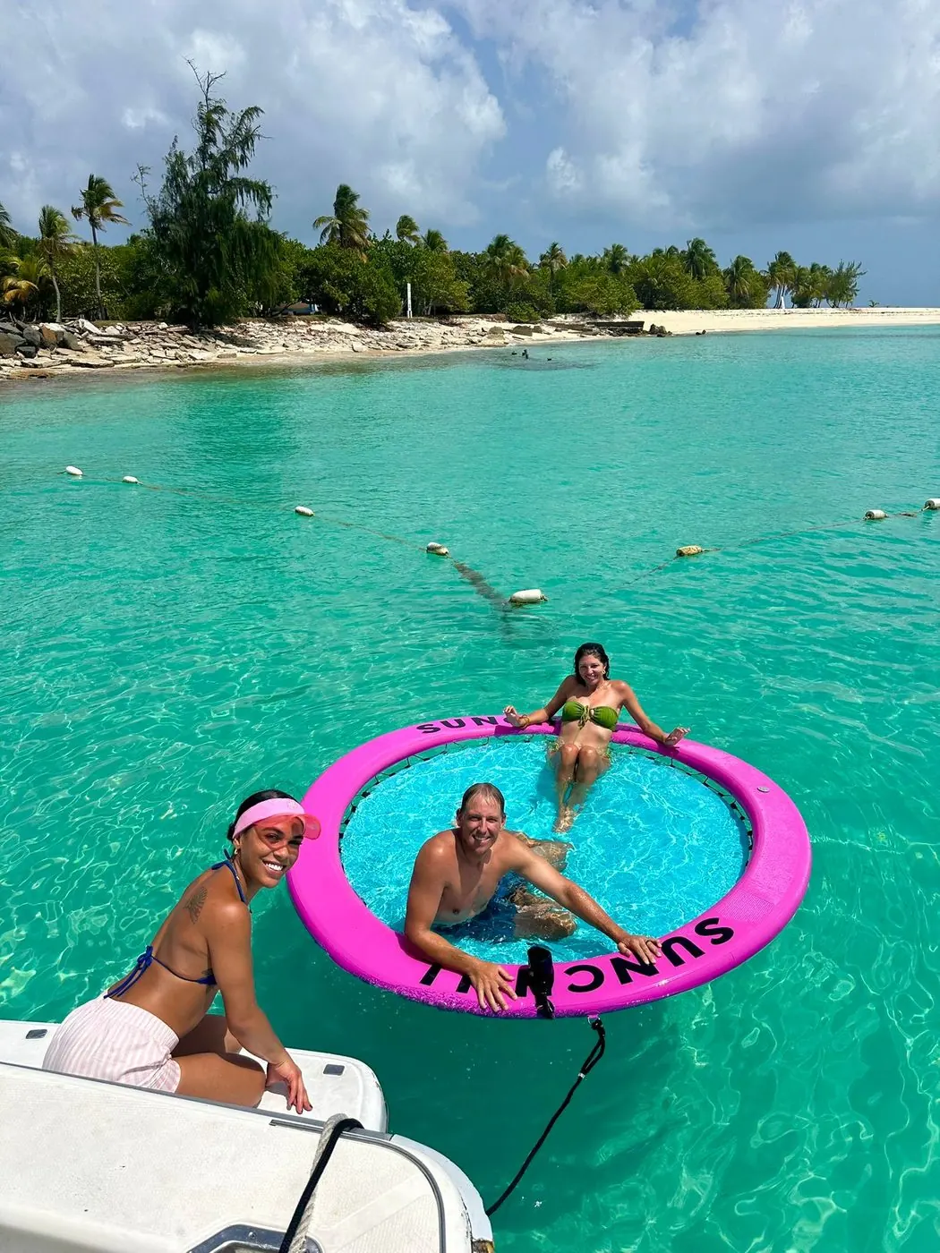 Guests on the Sunchill floating mat