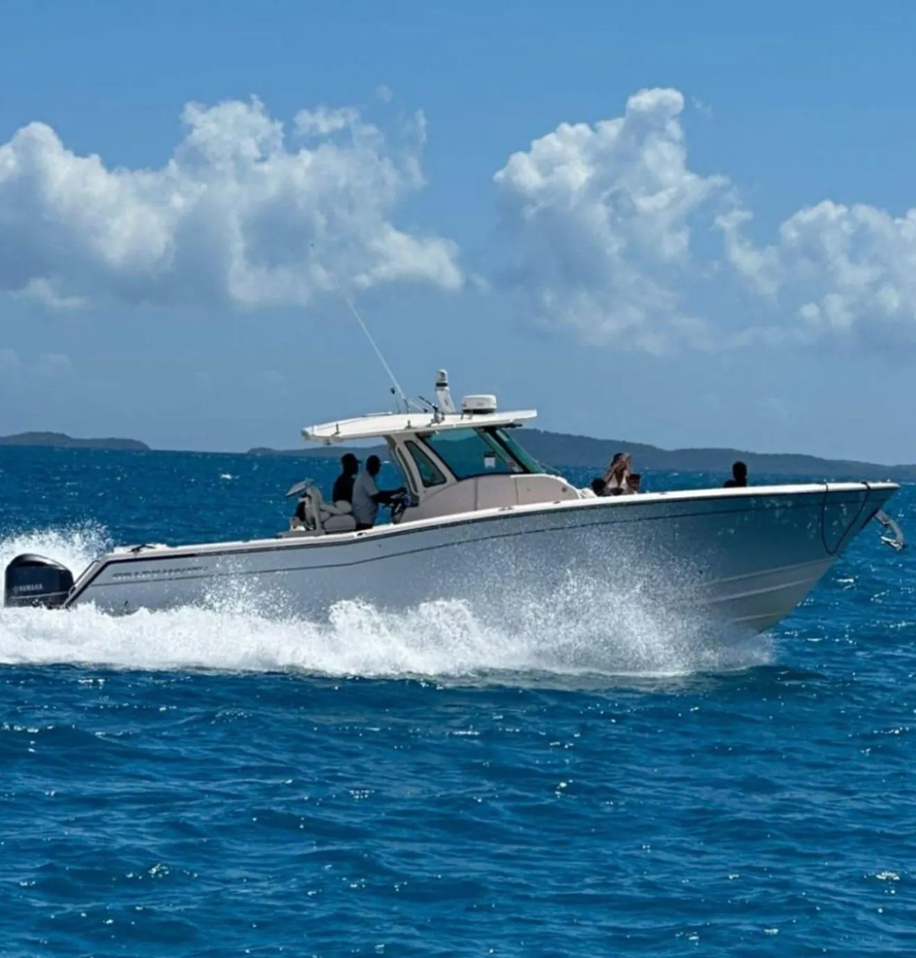 Grady White 38 running at full speed offshore near Icacos Puerto Rico