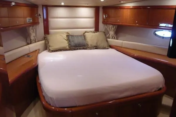 Sunseeker 60 master cabin with queen bed