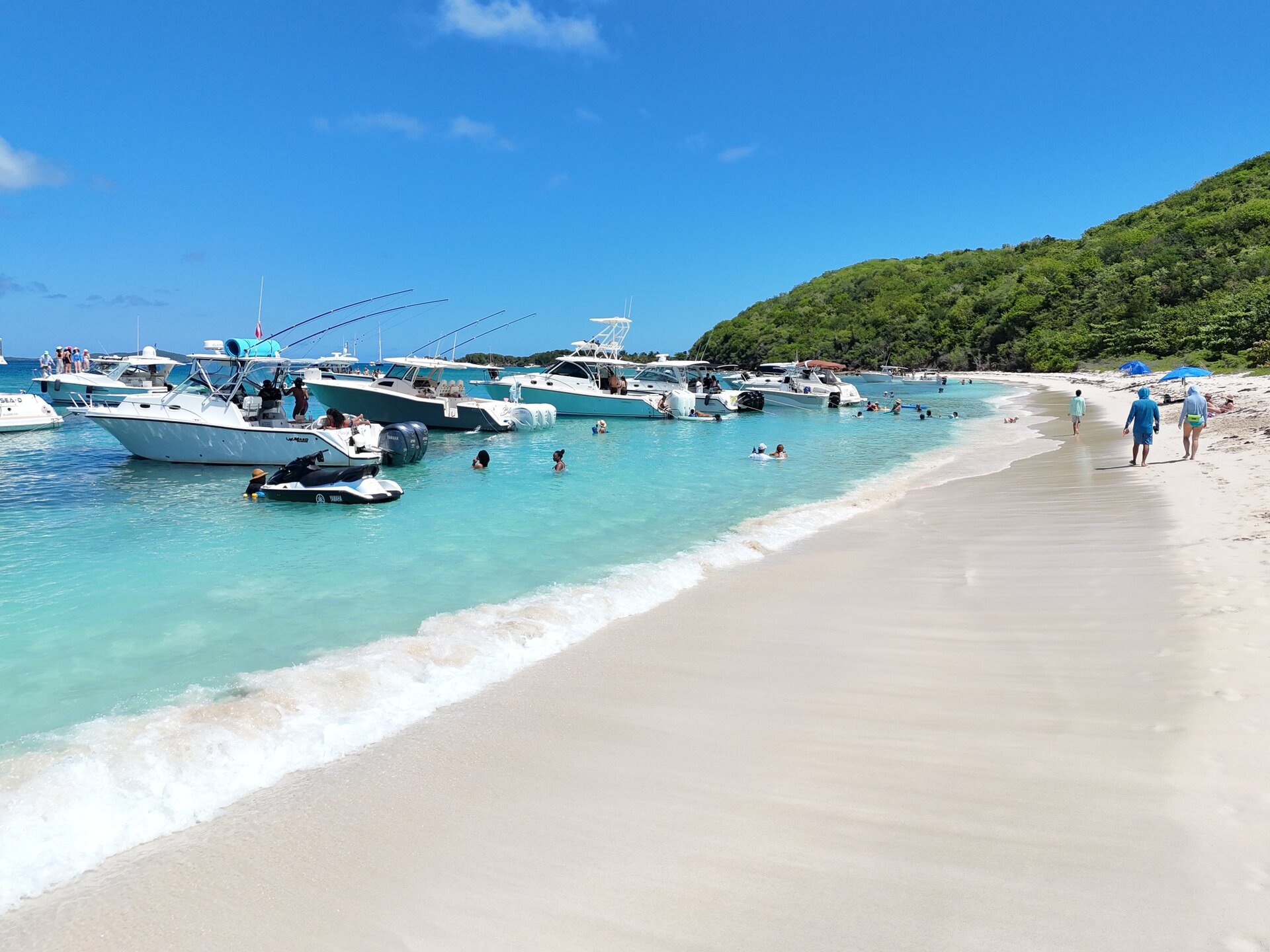 Island hopping Fajardo Puerto Rico — aerial drone view of private boat tour