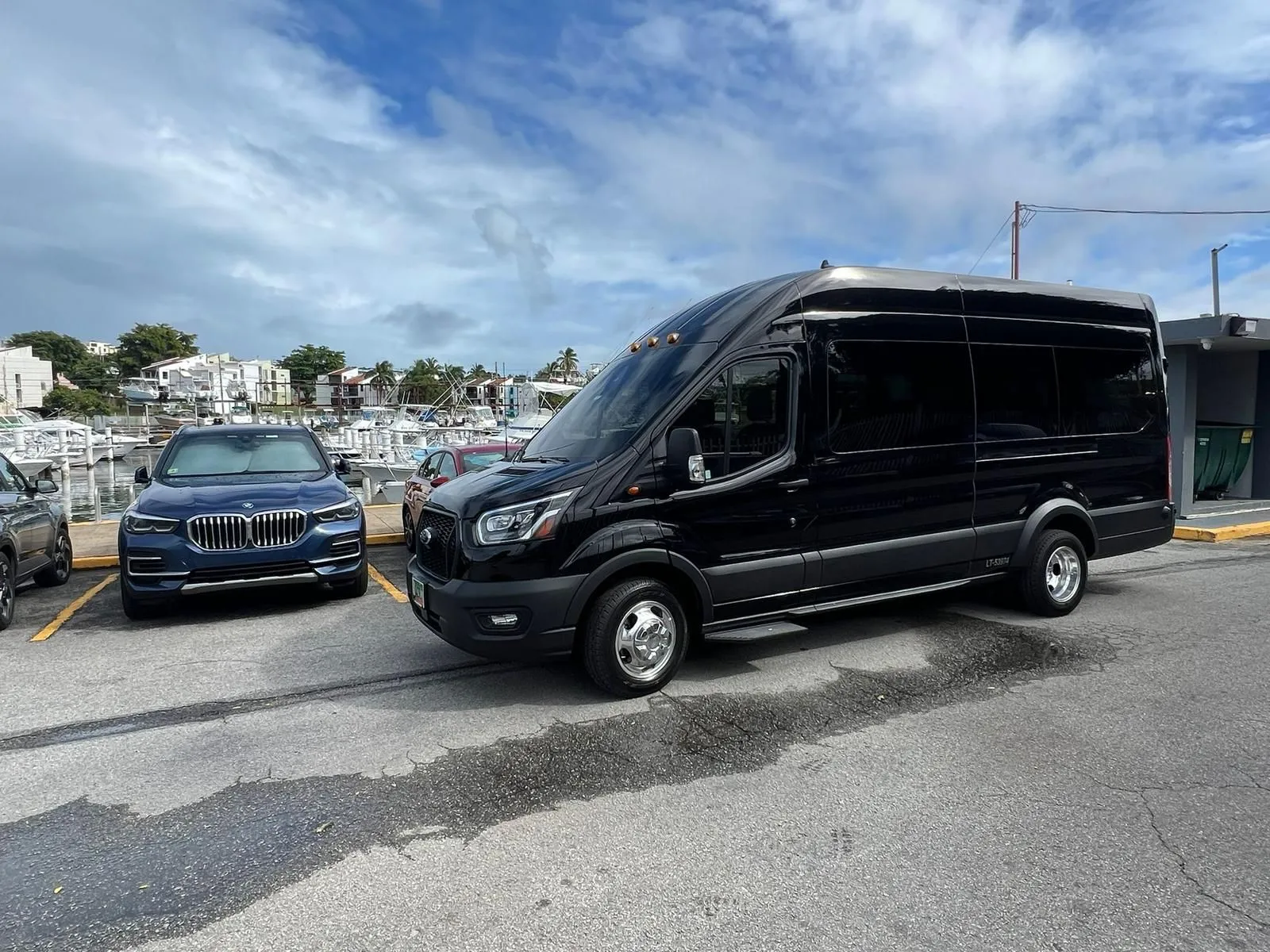 Group transportation option for Puerto Rico charter transfers